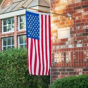 Classic American Flag Outdoor Decor